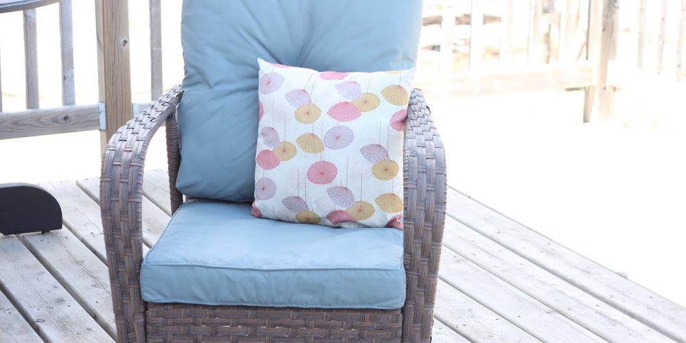 DIY patio cushion makeover with blue paint