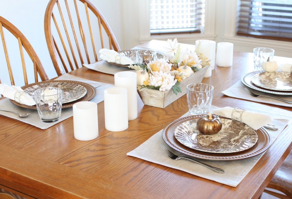 How to create a vintage Fall or Thanksgiving Tablescape